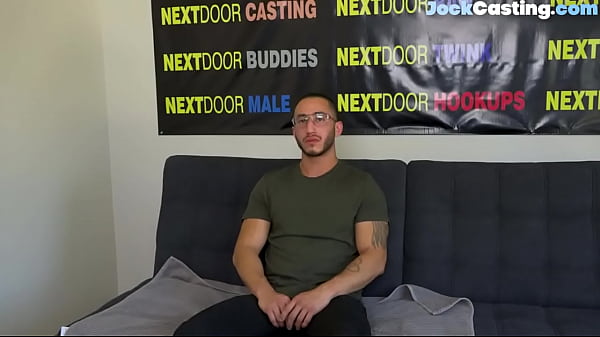 Muscled audition amateur cums in solo action 7 min