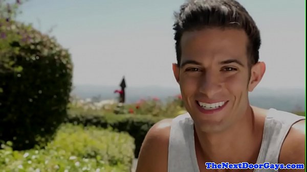 Muscular athlete spoiling himself at the gym