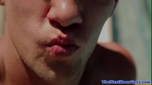 Amateur stud tugging cock in the pool