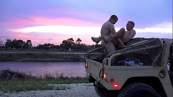 Horny soldiers having a fun time out in the battlefield