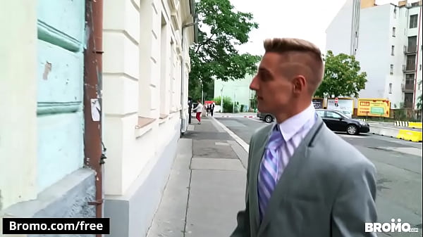 Johnny With Big Cock Fucks Roughly Lukes Ass – Bromo